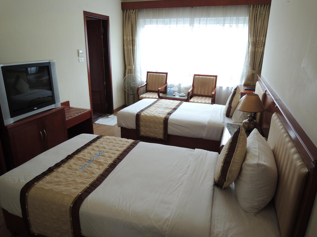 Satel Hotel Hanoi Room photo