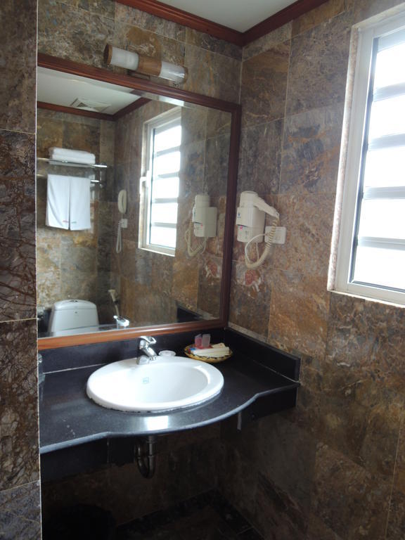 Satel Hotel Hanoi Room photo